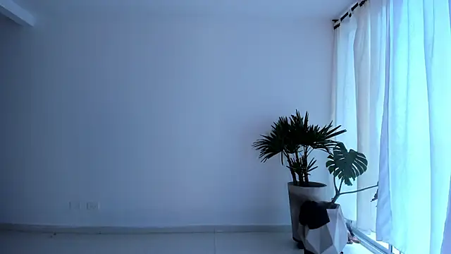 Snapshot of _Sam_sexy_ chatting on December 1, 8:10 pm Sam sexy online show from December 1, 8:10 pm