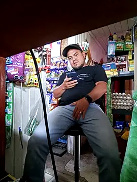 TheBriiaand30 online show from January 6, 4:44 pm