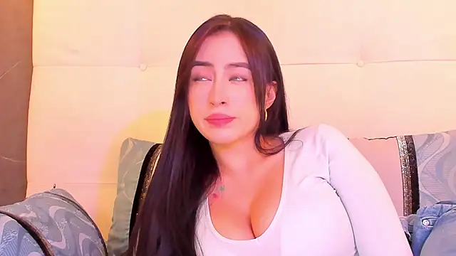 Snapshot of ArwenMuse chatting on March 7, 10:43 pm ArwenMuse online show from March 7, 10:43 pm