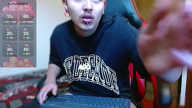 Snapshot of Hgp3riodictabl3 chatting on October 31, 11:11 pm Hgp3riodictabl3 online show from October 31, 11:11 pm