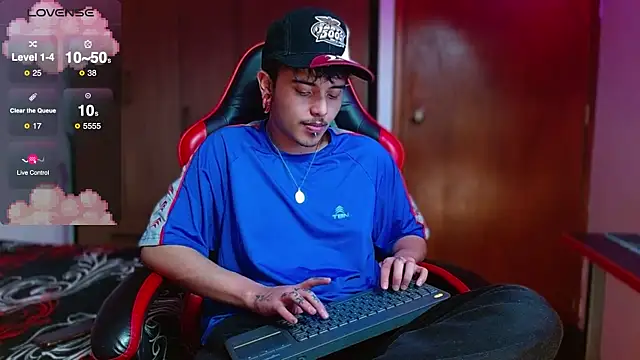 Snapshot of Hgp3riodictabl3 chatting on November 7, 1:43 am Hgp3riodictabl3 online show from November 7, 1:43 am