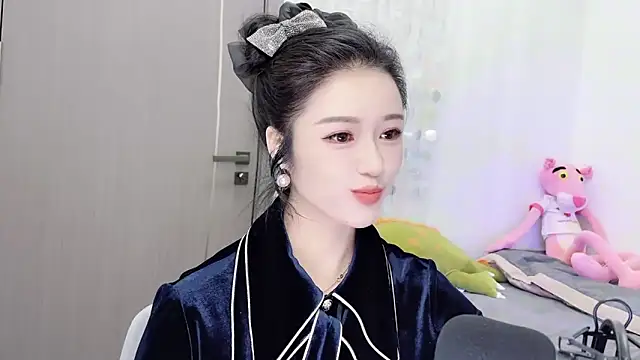 starsqimei online show from December 2, 5:53 am