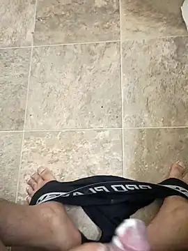 dvaughn3117 online show from January 6, 1:15 pm