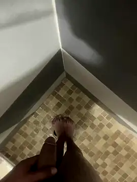 mylovetr1 online show from December 6, 6:42 am