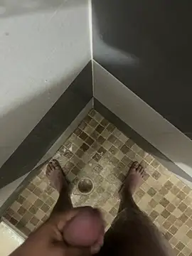 mylovetr1 online show from December 10, 4:45 am