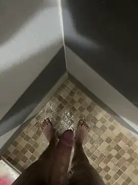 mylovetr1 online show from December 18, 7:04 am