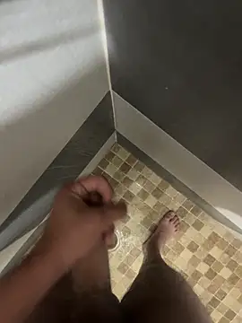 mylovetr1 online show from March 21, 5:00 am