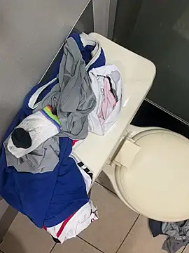 mylovetr1 online show from March 11, 6:08 am