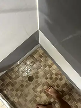 mylovetr1 online show from October 26, 1:17 am