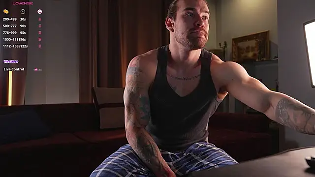 Karlos Ripped  online show from February 10, 6:07 pm