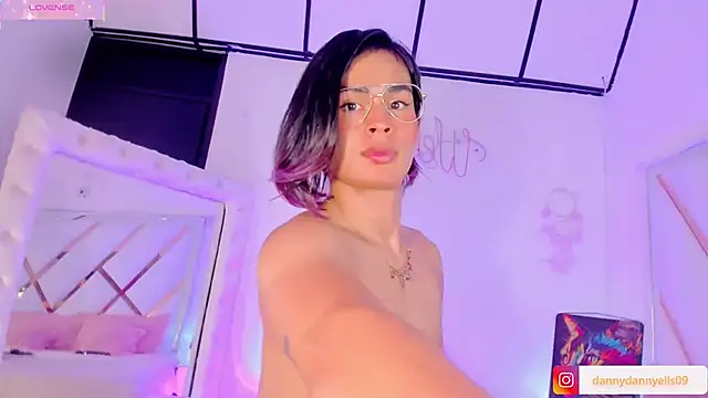 sweet dannyfem online show from January 30, 5:52 am