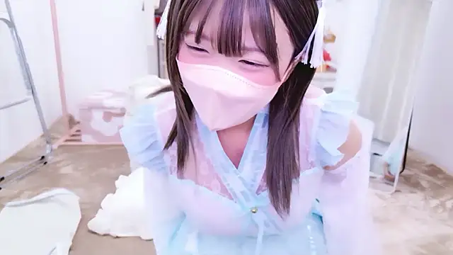 aki zzz online show from April 10, 11:28 am