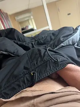 Shipmate-boricua online show from March 11, 4:51 am