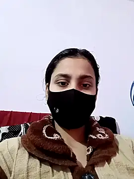magicmoment00786 online show from December 15, 7:02 am
