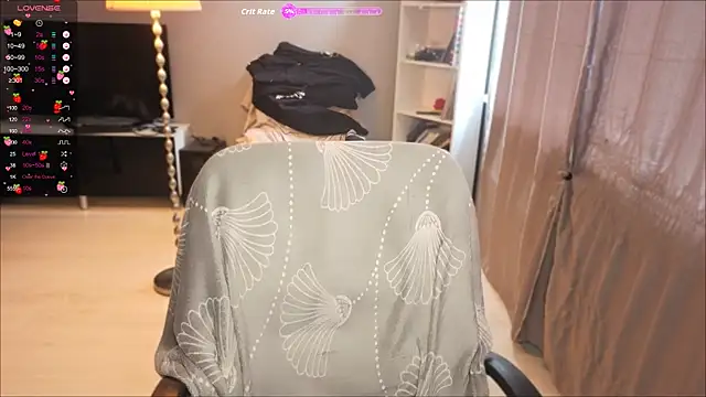 SweetLinaa online show from April 18, 11:12 am