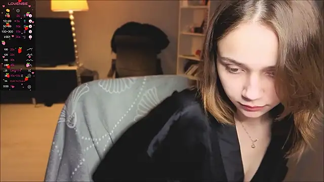 SweetLinaa online show from March 11, 8:36 pm