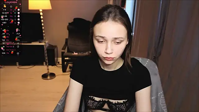 SweetLinaa online show from March 22, 4:27 am