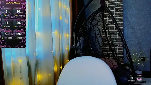 Evacadooo online show from November 12, 5:00 am