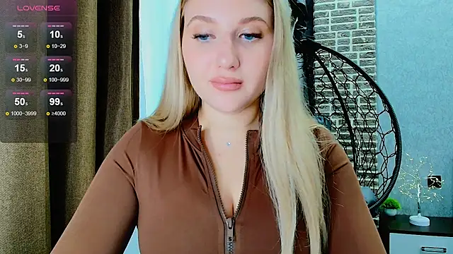 Evacadooo online show from September 18, 2:47 am