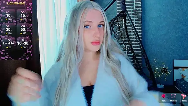 Evacadooo online show from November 6, 6:39 am