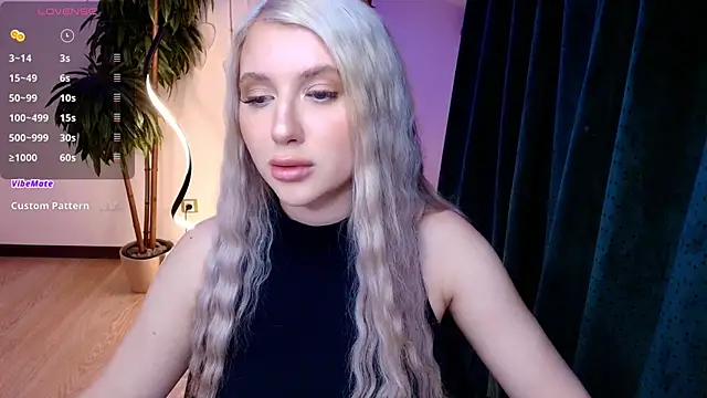 Evacadooo online show from April 23, 3:46 am