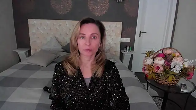 AllisonWilliams online show from March 30, 4:19 pm