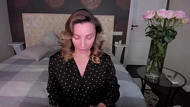 AllisonWilliams online show from December 2, 5:47 pm