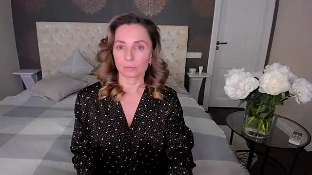 AllisonWilliams online show from November 18, 4:54 pm