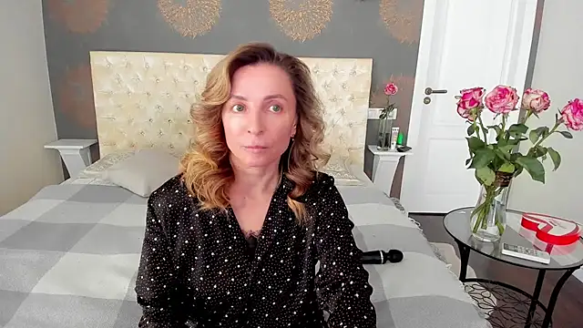 AllisonWilliams online show from May 28, 2:45 pm