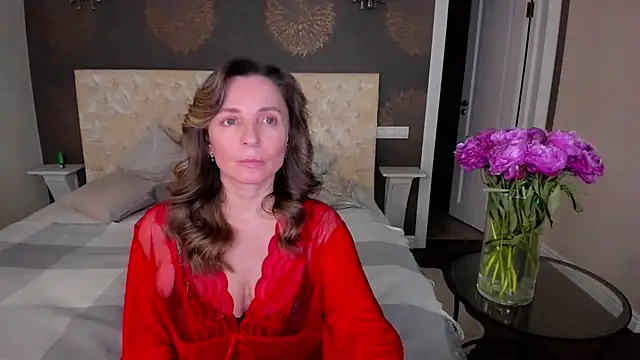 AllisonWilliams online show from February 6, 7:40 pm