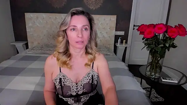 AllisonWilliams online show from September 18, 5:16 pm