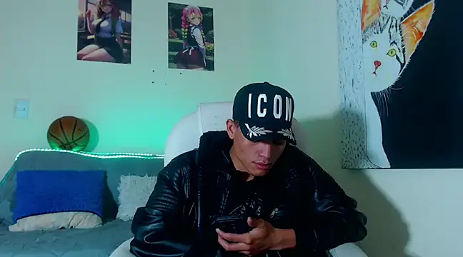 Andres thompson22 online show from January 24, 1:45 am