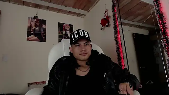 Andres thompson22 online show from December 26, 2:44 am