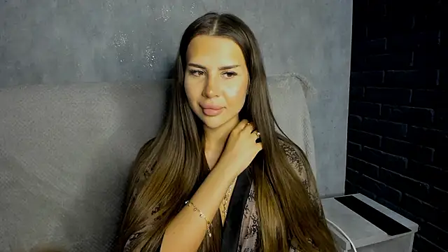 Snapshot of SuraMune chatting on March 14, 9:54 pm SuraMune online show from March 14, 9:54 pm