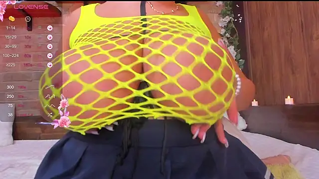 Lizzyvixxx online show from November 15, 3:05 pm