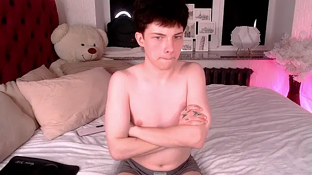 iwillfall online show from March 4, 12:29 am