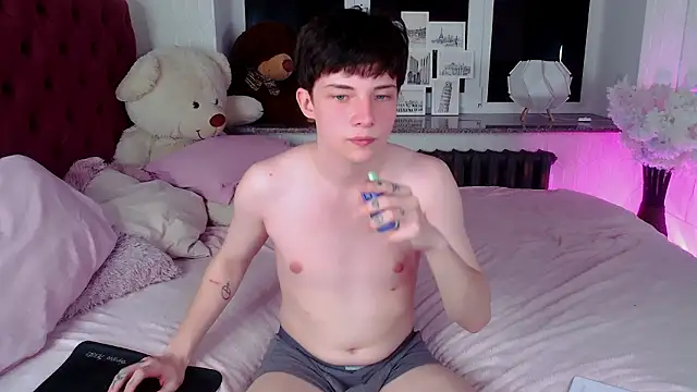 iwillfall online show from March 16, 4:53 am