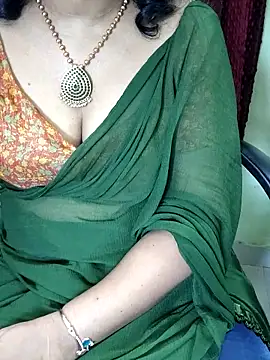 Snapshot of indian_anu_mallu chatting on March 21, 5:11 am indian anu mallu online show from March 21, 5:11 am