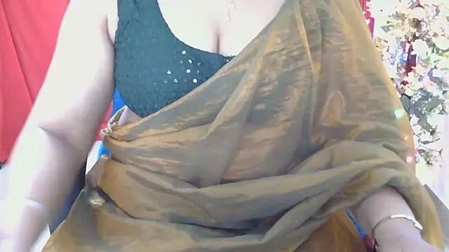 indian anu mallu online show from December 18, 7:57 am