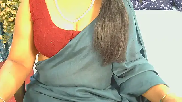 Snapshot of indian_anu_mallu chatting on July 13, 4:17 pm indian anu mallu online show from July 13, 4:17 pm