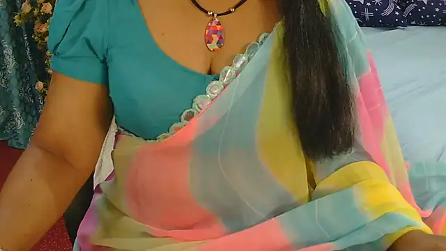 Snapshot of indian_anu_mallu chatting on July 10, 10:04 am indian anu mallu online show from July 10, 10:04 am