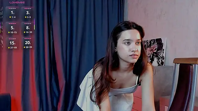 EmeliaReaper online show from September 13, 8:20 pm