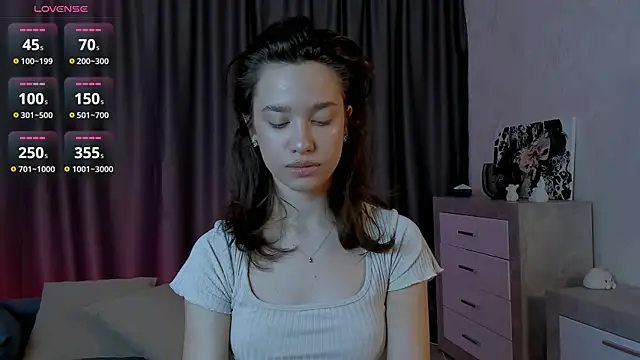 EmeliaReaper online show from October 30, 7:33 pm