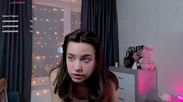 EmeliaReaper online show from November 26, 9:48 pm