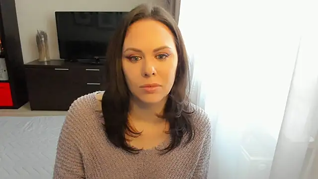 Snapshot of MollyCheiz chatting on November 15, 10:52 am MollyCheiz online show from November 15, 10:52 am