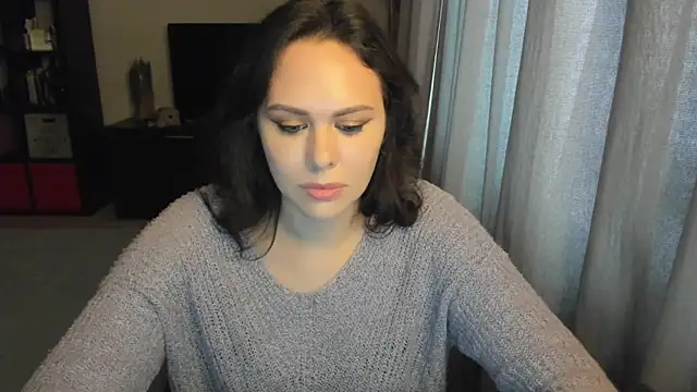 Snapshot of MollyCheiz chatting on October 25, 10:47 am MollyCheiz online show from October 25, 10:47 am