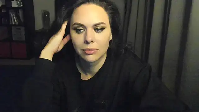 Snapshot of MollyCheiz chatting on March 14, 12:32 am MollyCheiz online show from March 14, 12:32 am