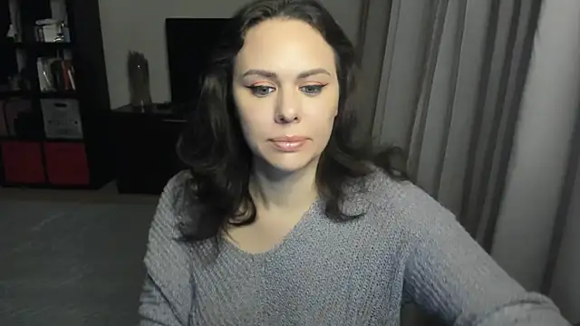 MollyCheiz online show from December 5, 3:54 pm