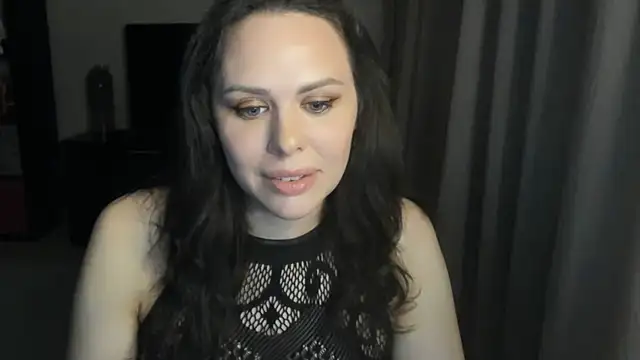 Snapshot of MollyCheiz chatting on June 25, 10:59 pm MollyCheiz online show from June 25, 10:59 pm