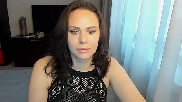 Snapshot of MollyCheiz chatting on November 6, 11:47 am MollyCheiz online show from November 6, 11:47 am